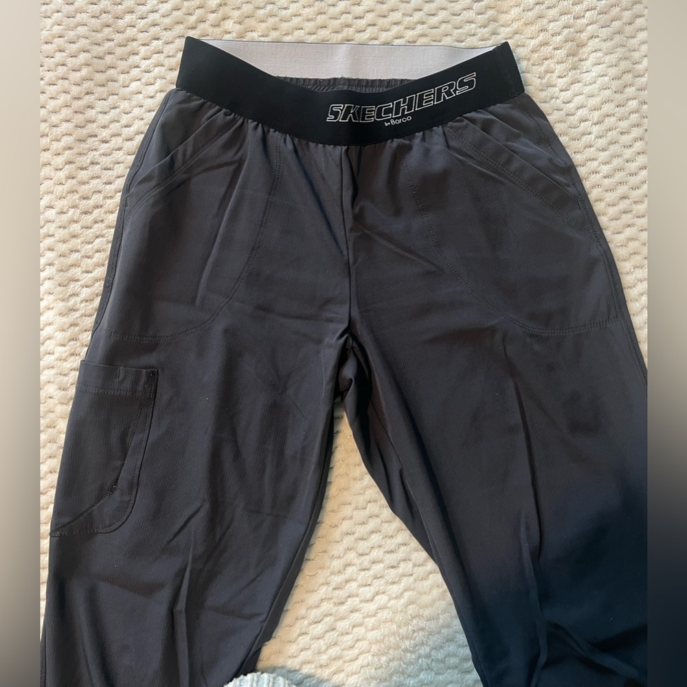 Grey Women’s Scrub Pants - Picture 6 of 6